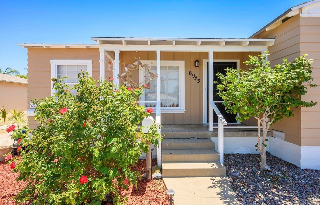 Property Photo:  6943 45 Saranac Street  CA 92115 