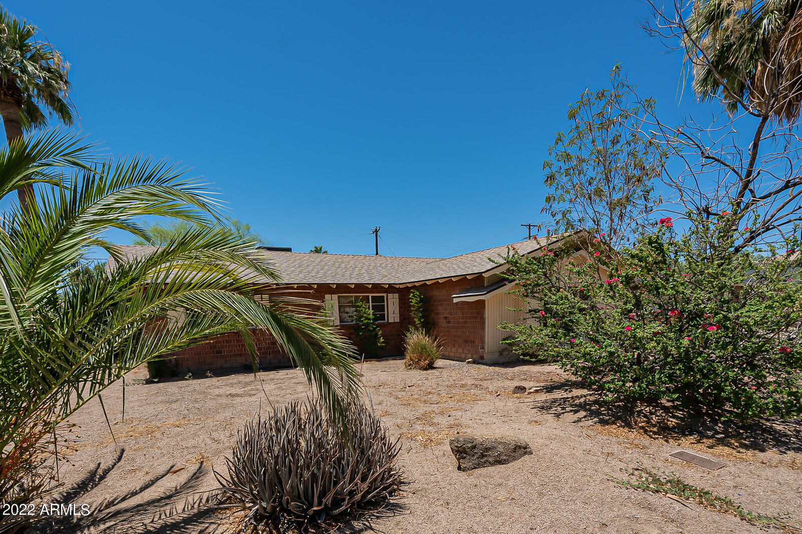 Property Photo: 8207 E Mackenzie Drive AZ 85251