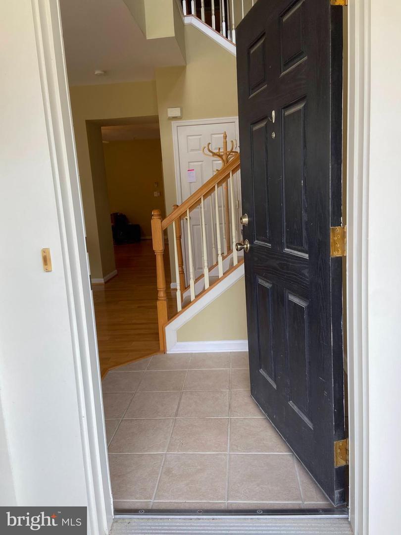 Property Photo: 43091 Old Gallivan Terrace 901 VA 20147
