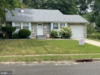 2303 S Cuthbert Drive  Lindenwold NJ 08021 photo