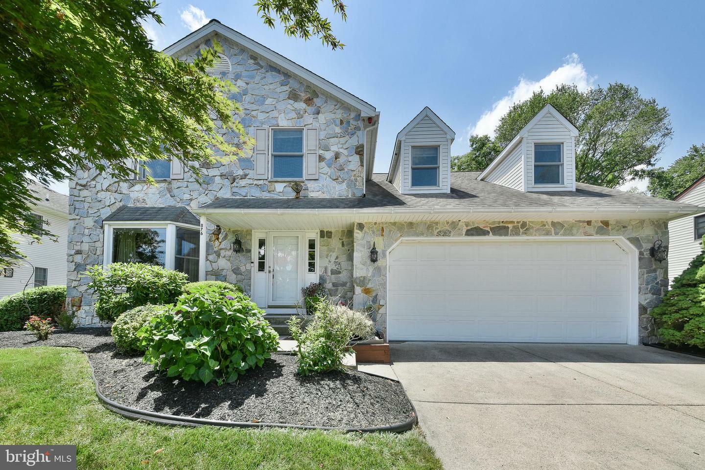 Property Photo:  876 Jason Drive  PA 19020 