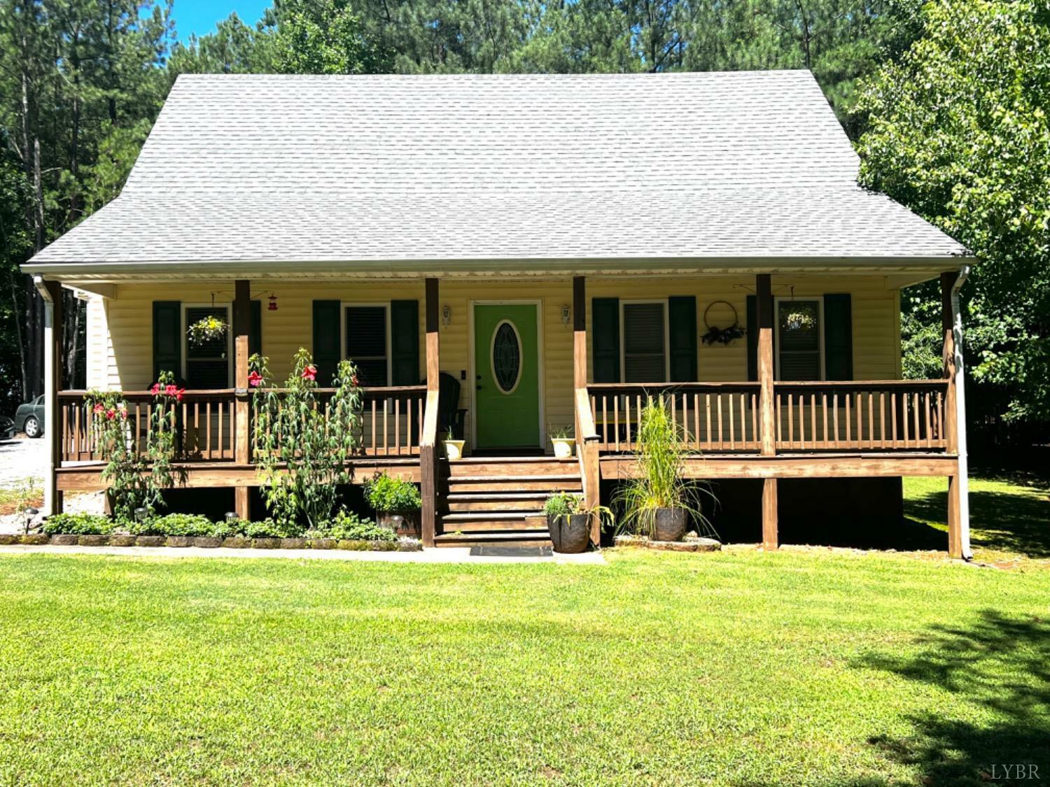 Property Photo:  13152 Farmville Road  VA 23954 