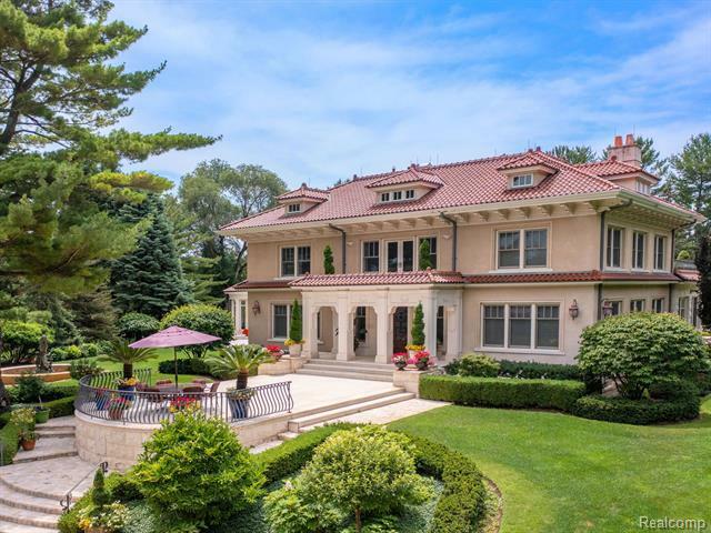 Property Photo: 860 Vaughan Road MI 48304