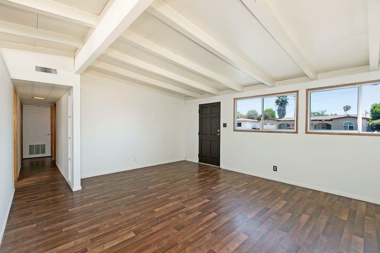 Property Photo: 5316 Barstow St CA 92117