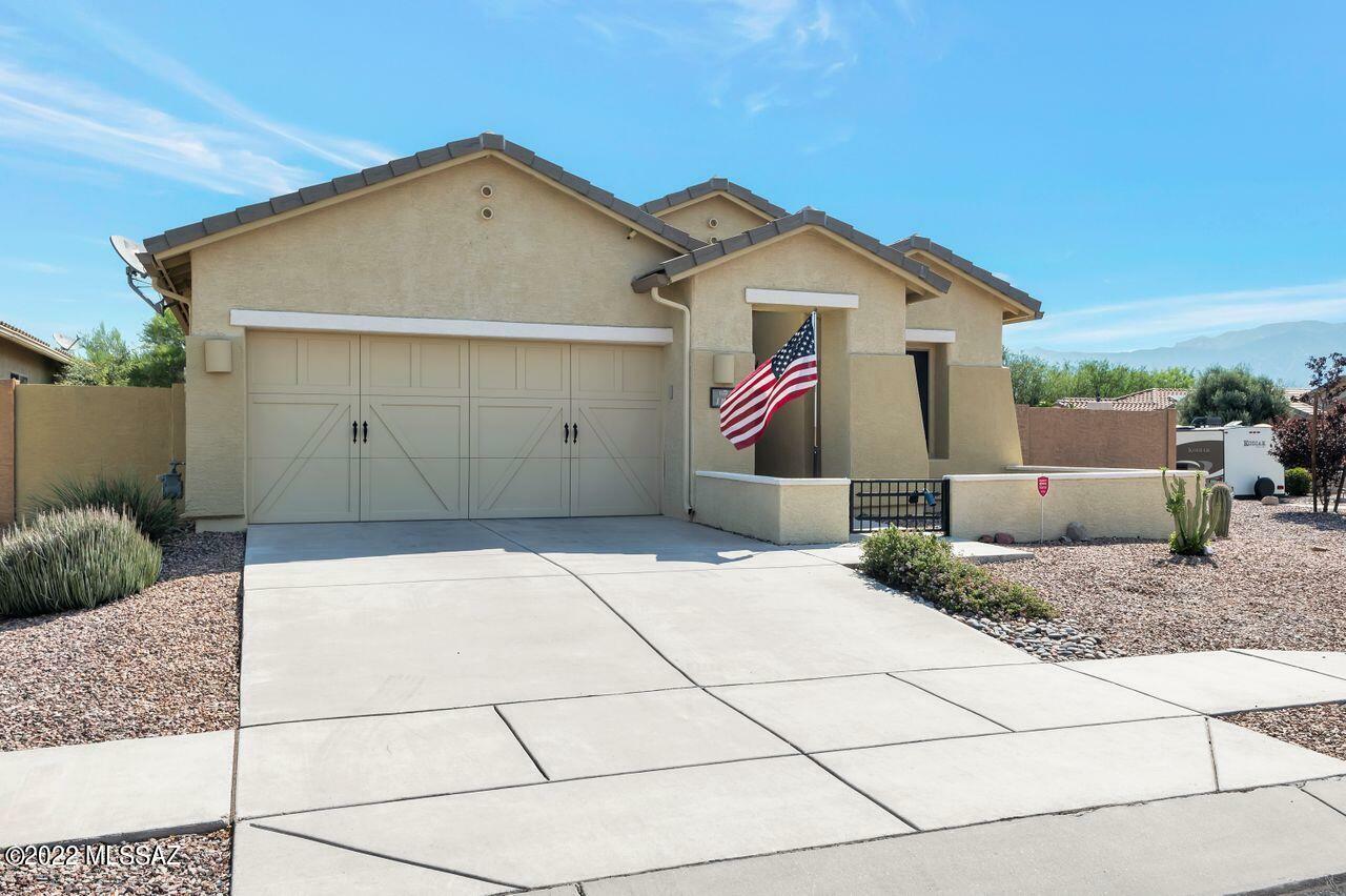 Property Photo:  1154 W Margara Place  AZ 85755 