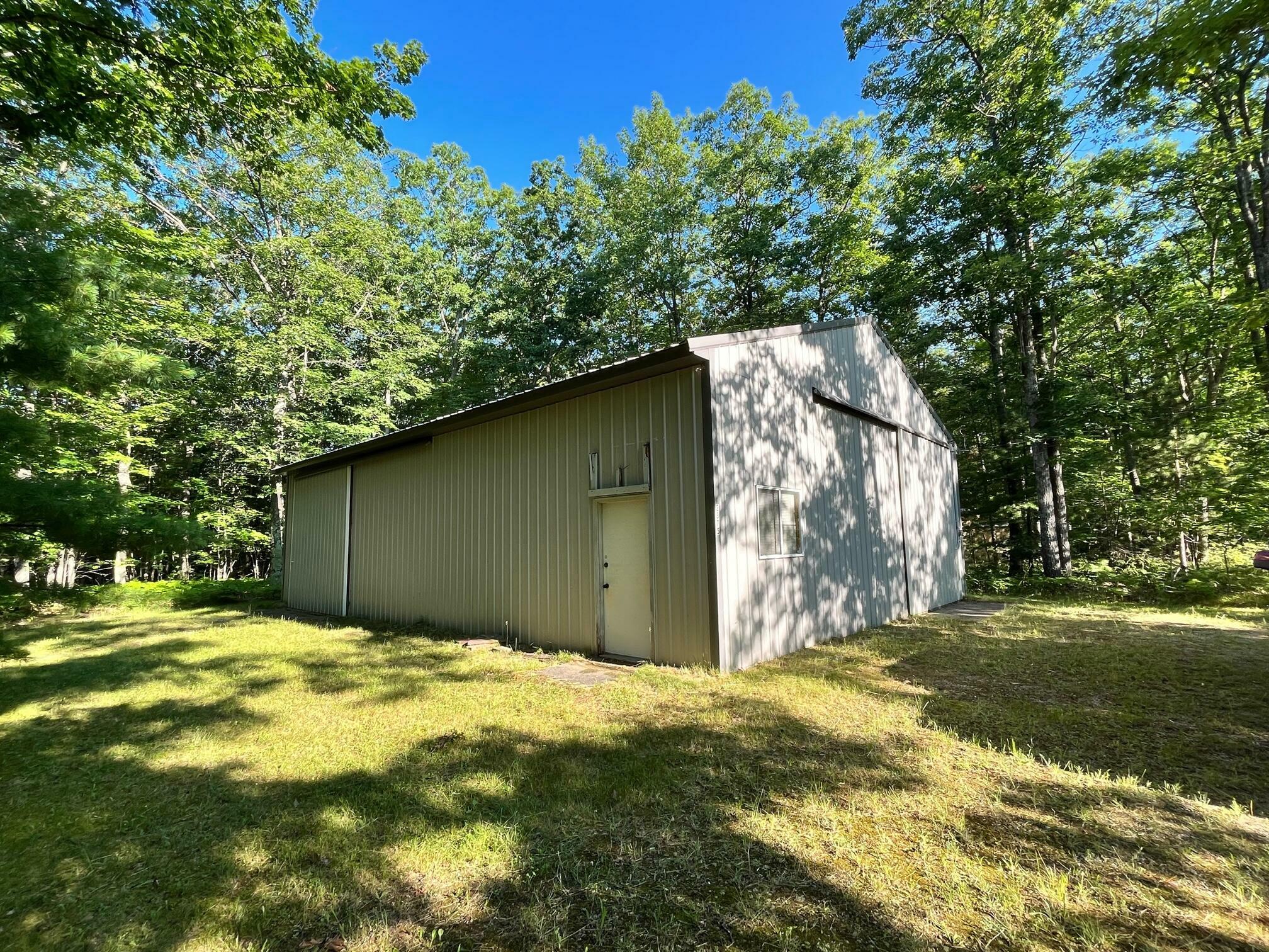 Property Photo:  2375 Bennett Road  MI 49791 