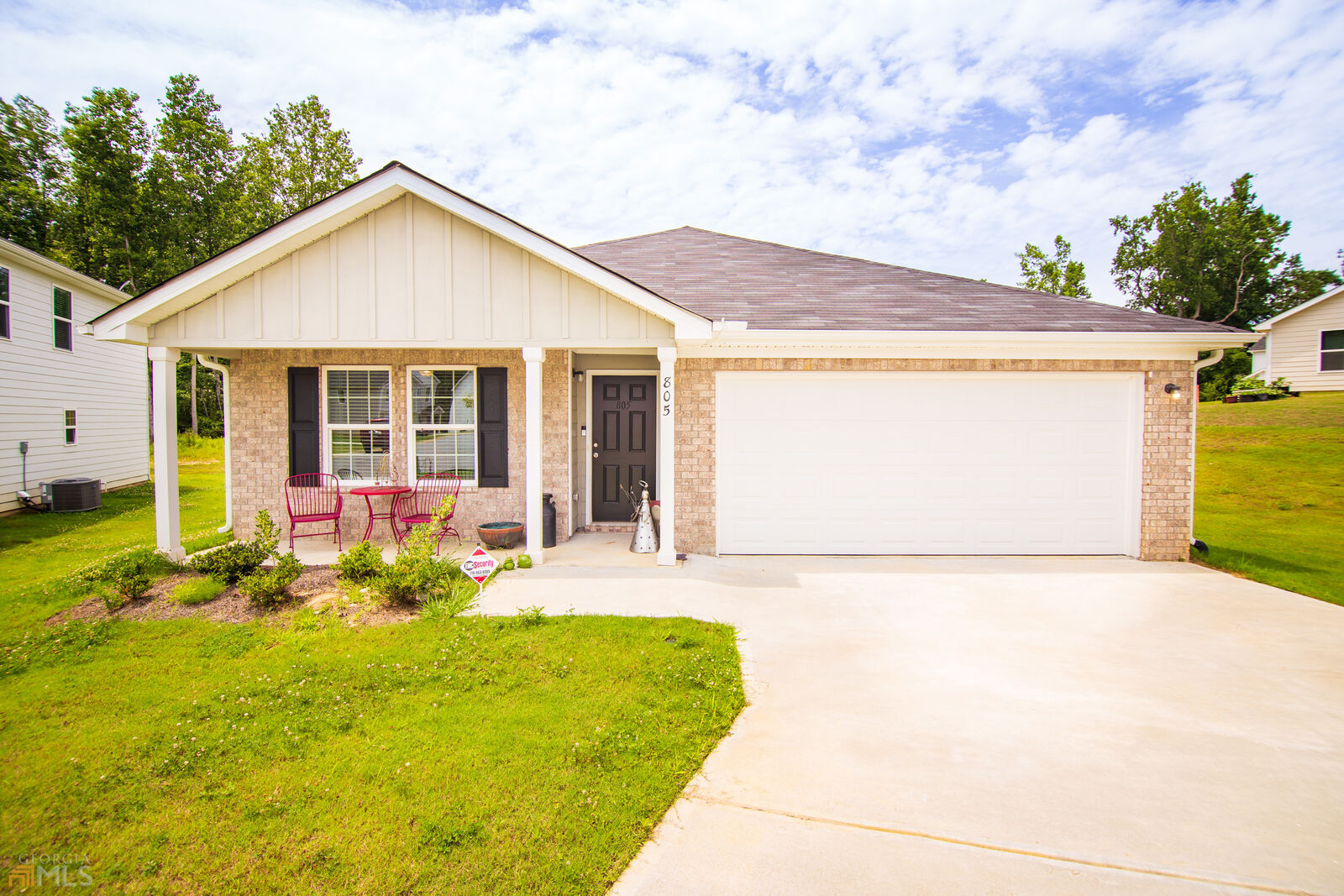 Property Photo:  805 Ali Street  GA 30179 