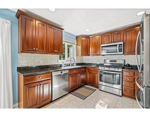 Property Photo:  23 Pierce Street 23  MA 01867 