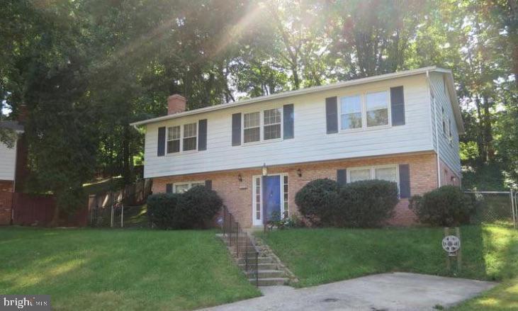 Property Photo:  13018 Amesbury Street  VA 22192 
