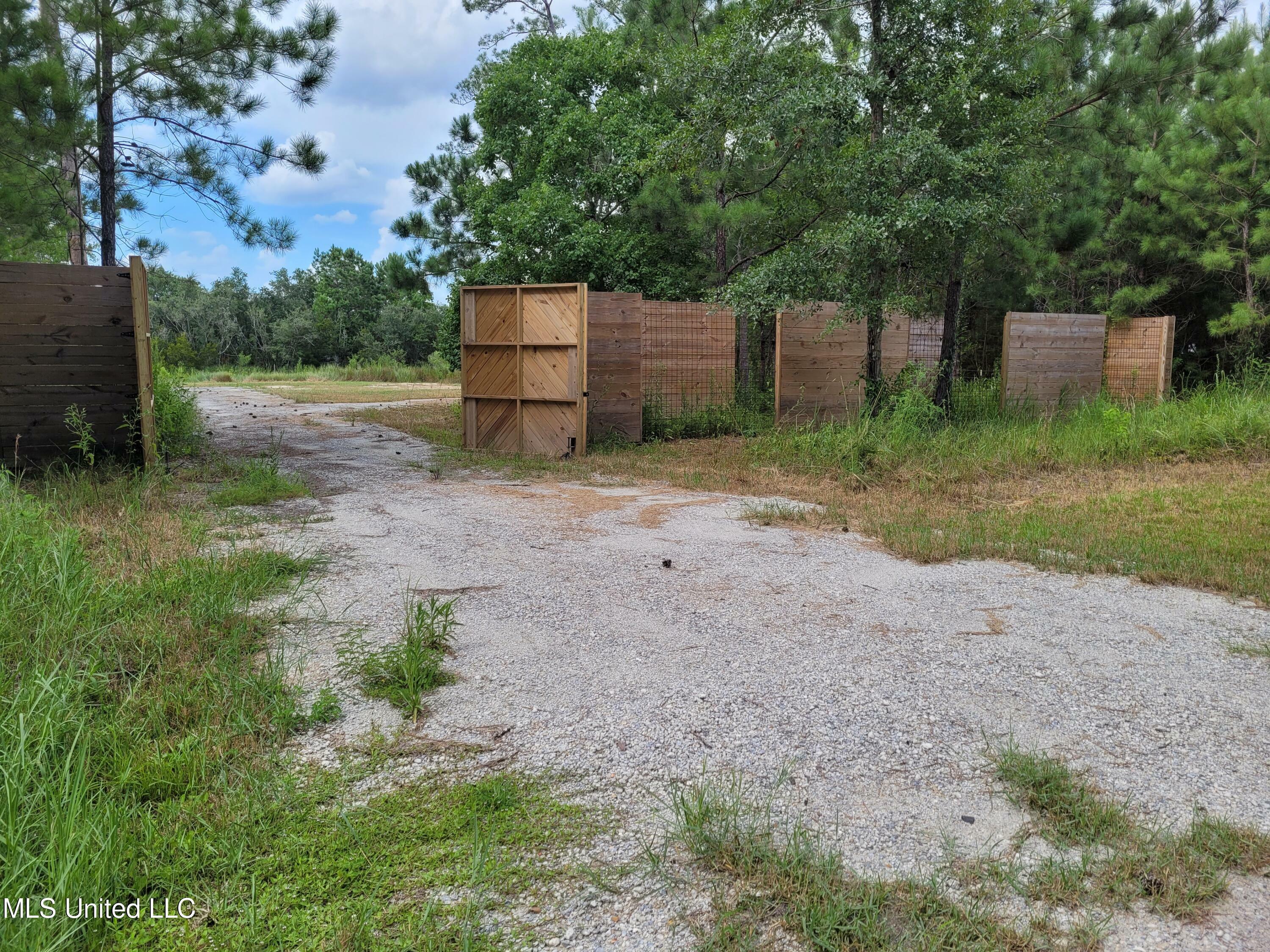 Property Photo: 10110 Bayou Drive MS 39576