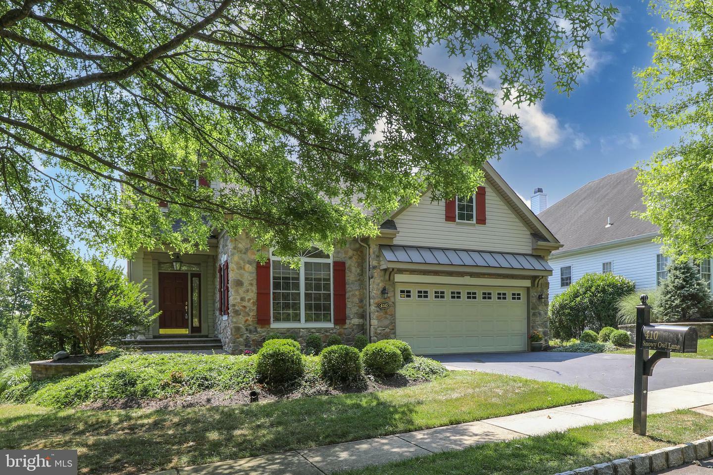 Property Photo:  410 Snowy Owl Lane  PA 18938 