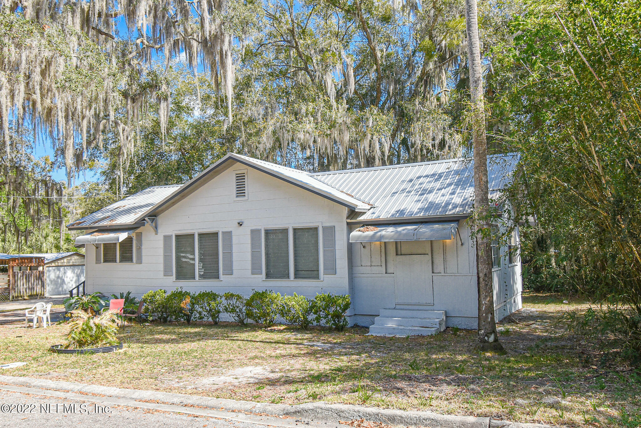 Property Photo:  907 14th Street  FL 32177 