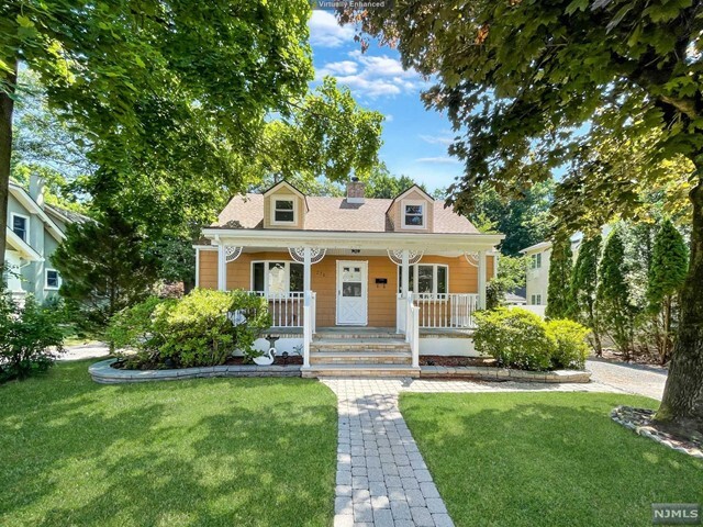 Property Photo: 278 Morse Avenue NJ 07481