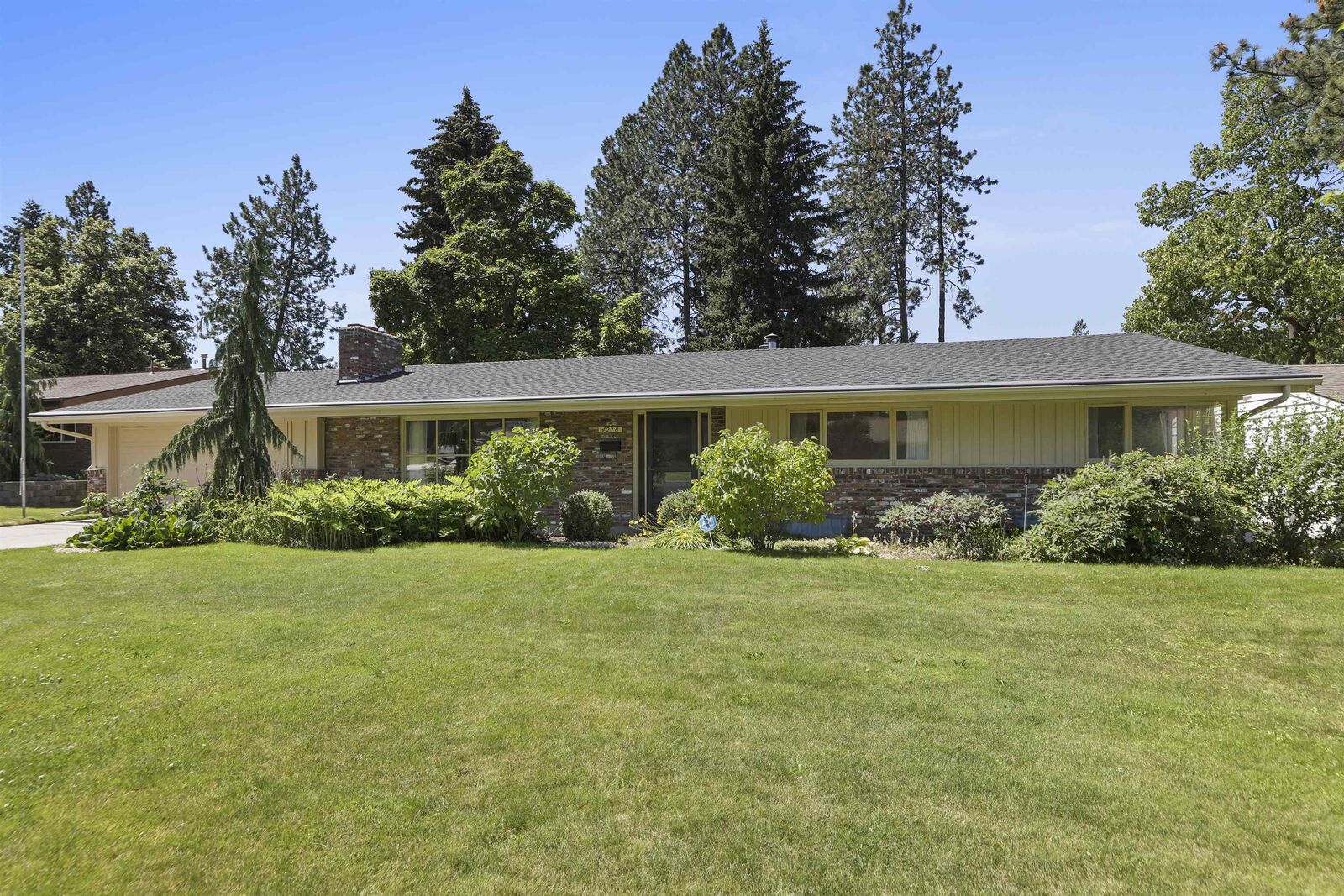Property Photo:  4218 S Helena St  WA 99203 
