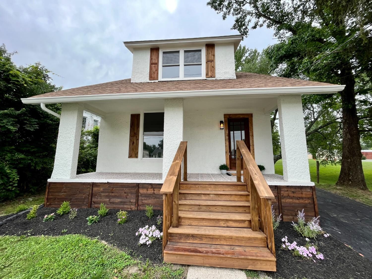 Property Photo: 145 S Broadway OH 45103