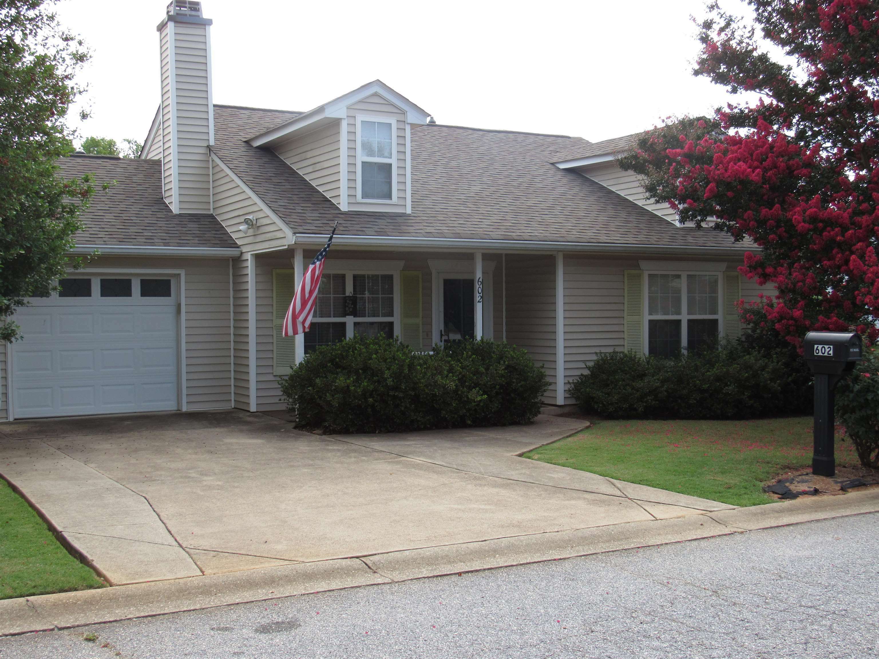 Property Photo:  602 Mesa Lane  SC 29369 