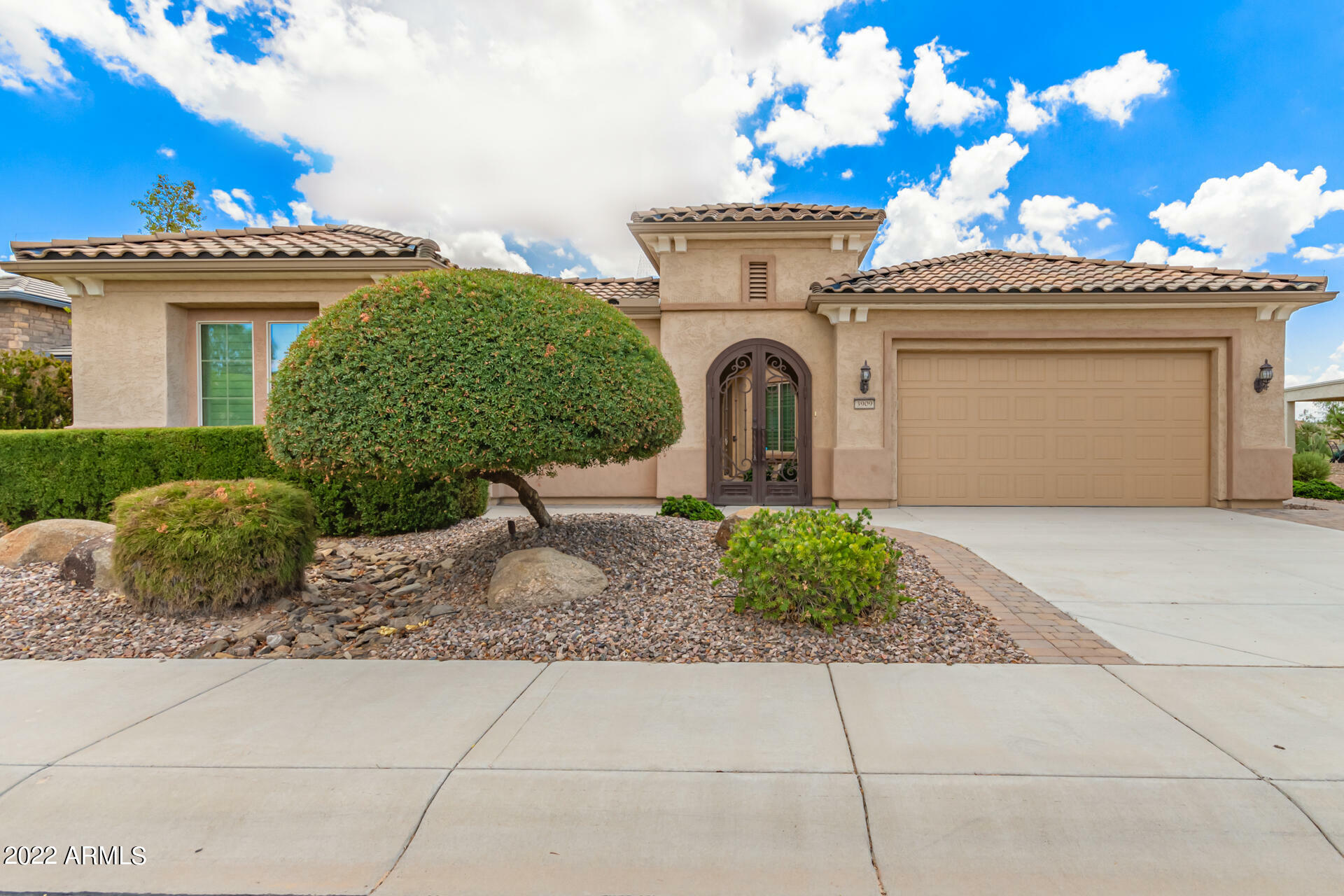 Property Photo:  3909 N Hudson Drive  AZ 85132 