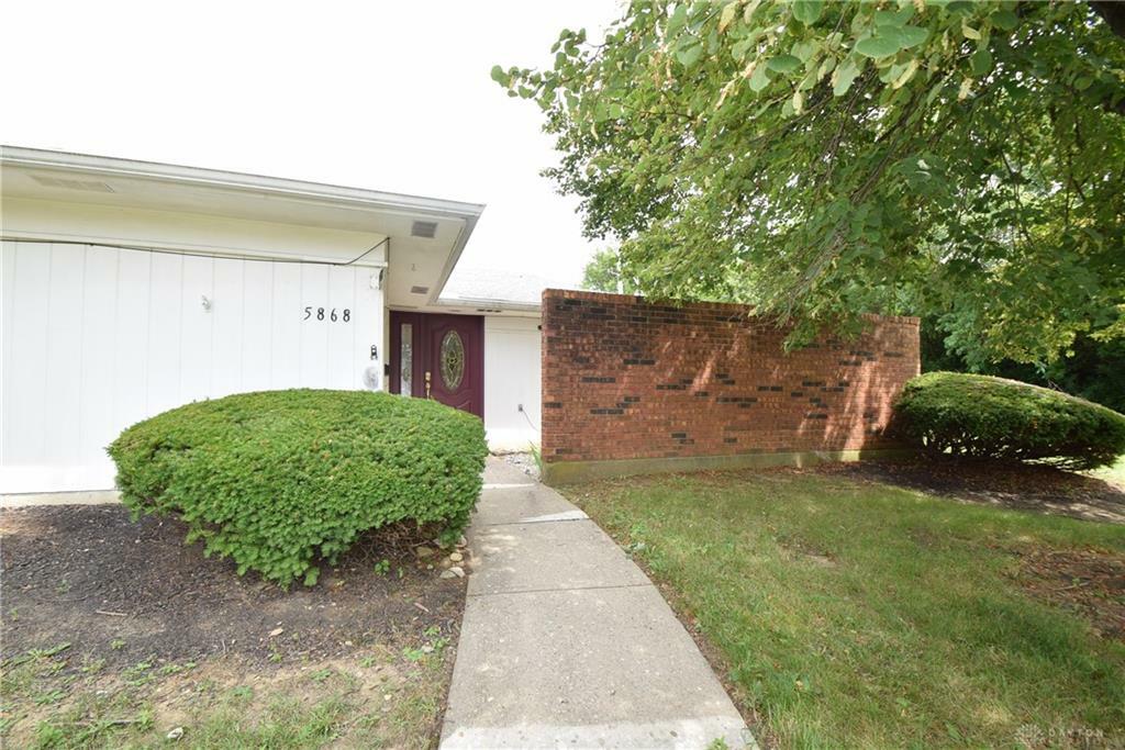 Property Photo:  5868 Troy Villa Boulevard  OH 45424 