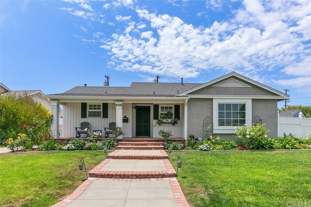 Property Photo:  6416 E Los Arcos Street  CA 90815 