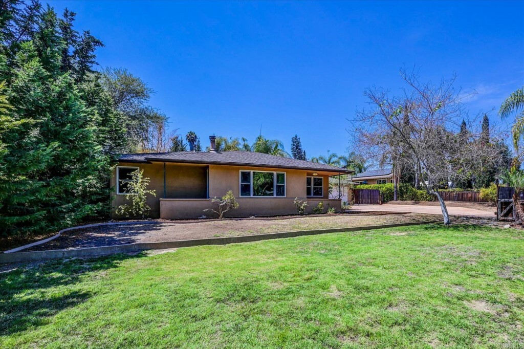 Property Photo:  1248 Oak Drive  CA 92084 