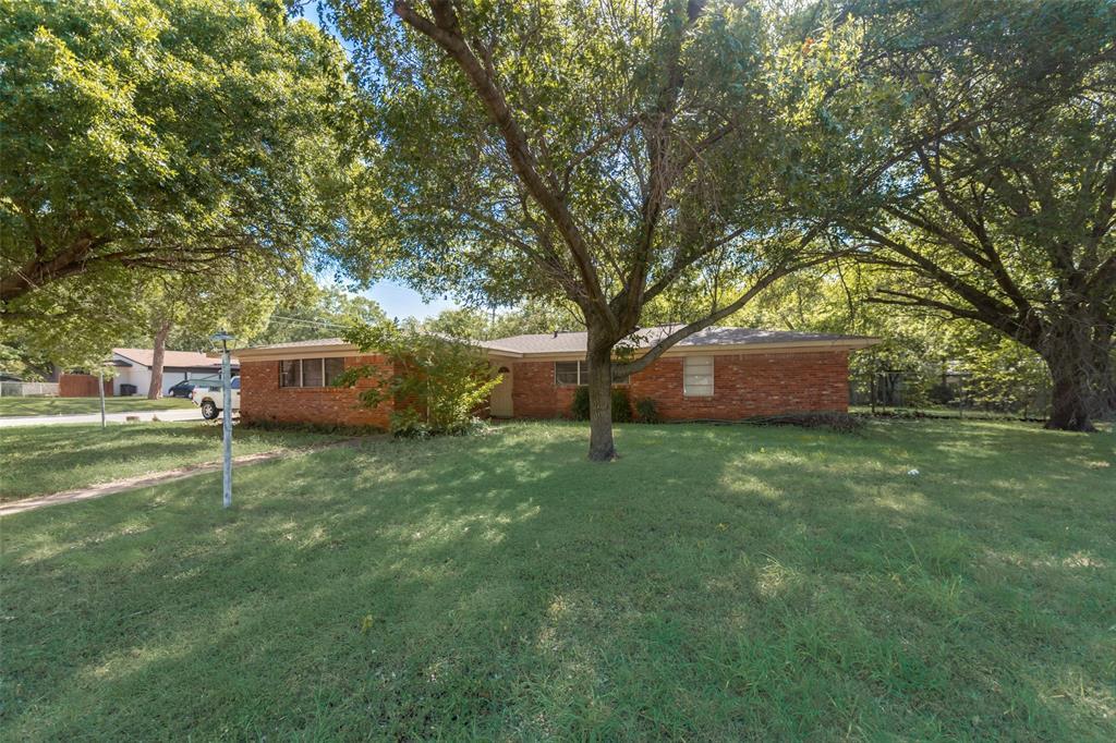 Property Photo:  4324 Ashmore Drive  TX 76180 