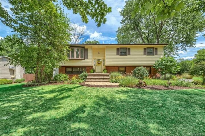 8 Johns Road  Middletown NY 10941 photo