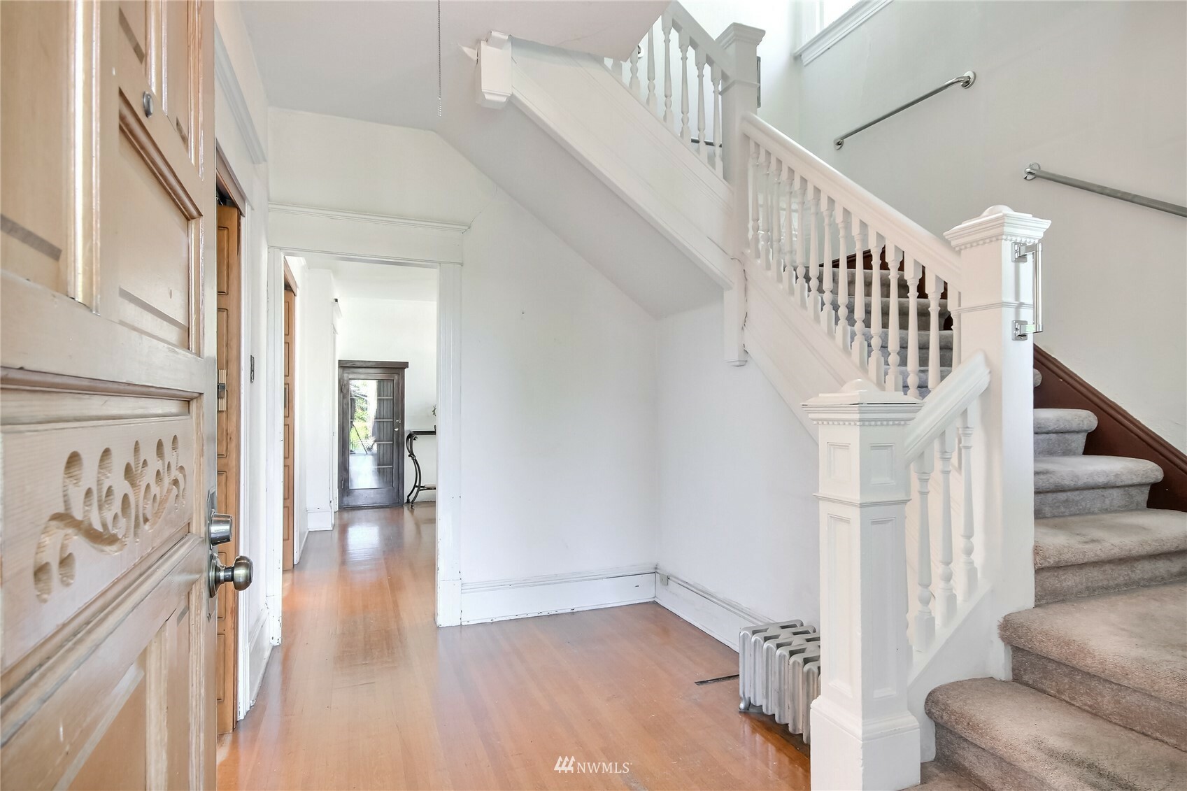 Property Photo: 713 34th Ave WA 98122