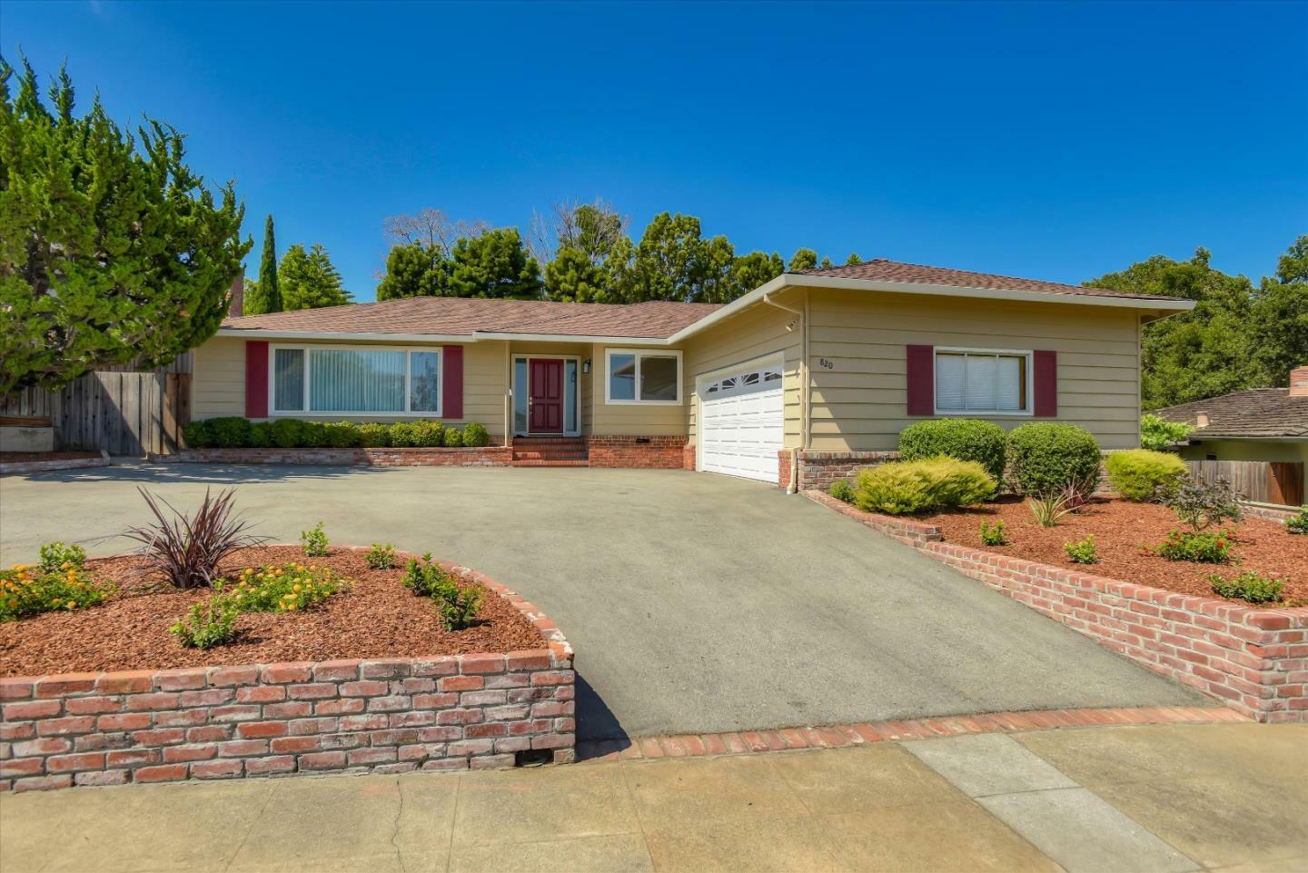 Property Photo:  820 Foothill Drive  CA 94402 