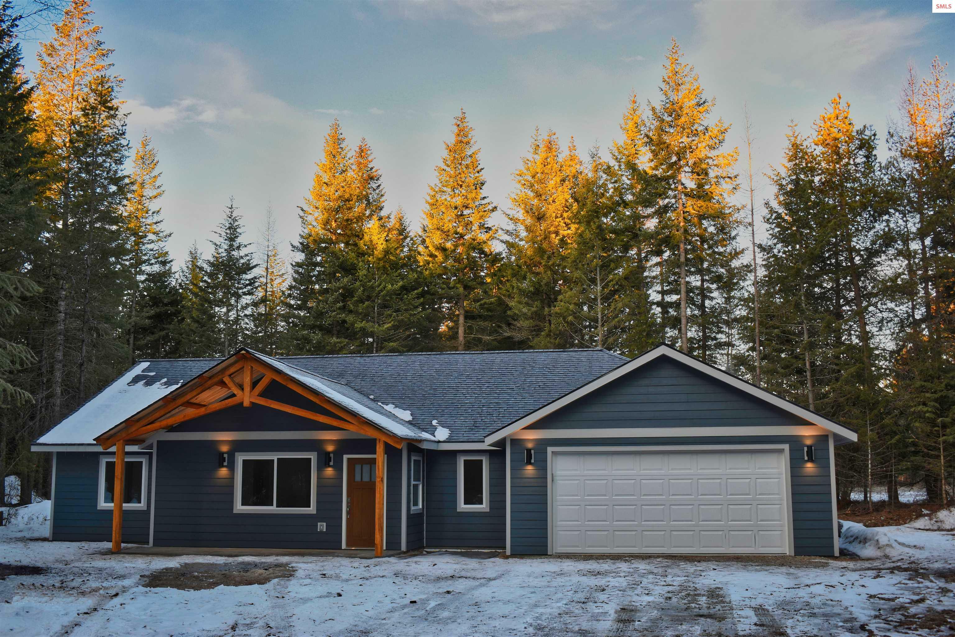 Property Photo: 329 Hardy Loop ID 83805