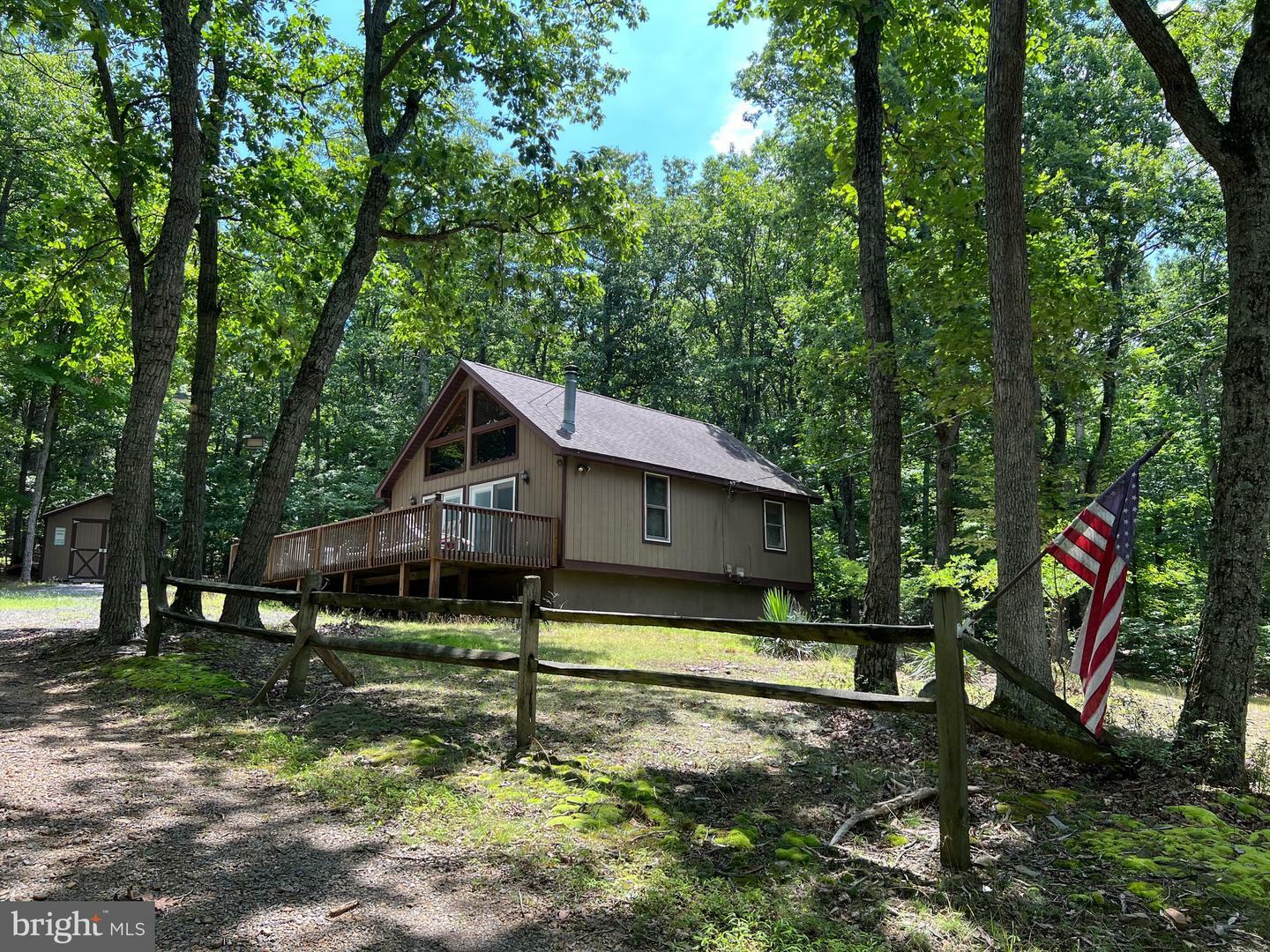 Property Photo:  754 Oak Forest Lane  WV 25411 