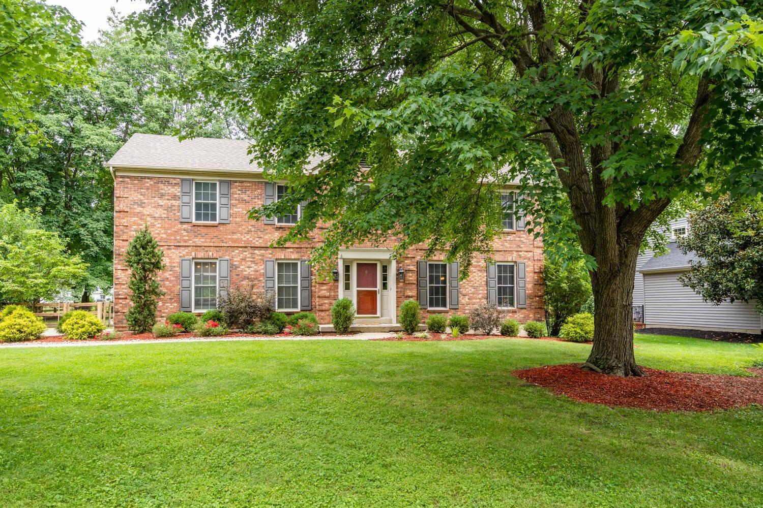 Property Photo: 4614 Woodland Dr OH 45040