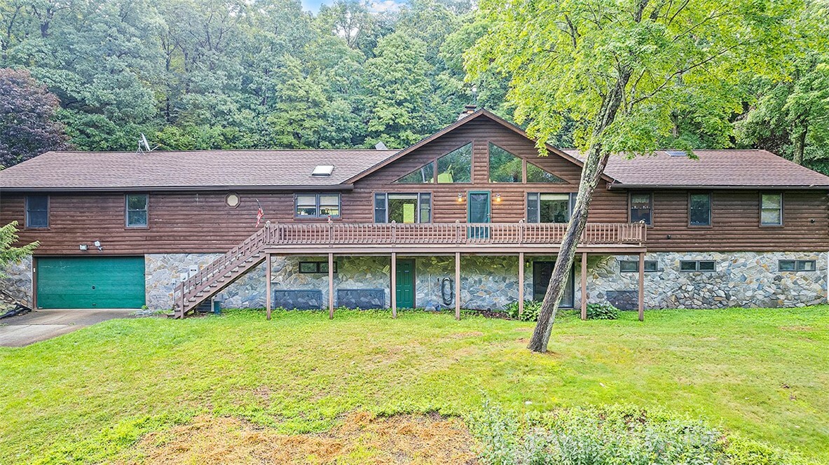 Property Photo:  445 School Rd  PA 15026 