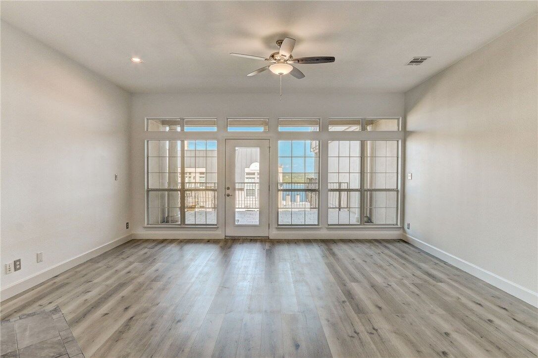 Property Photo:  2918 Ranch Road 620 O-285  TX 78734 