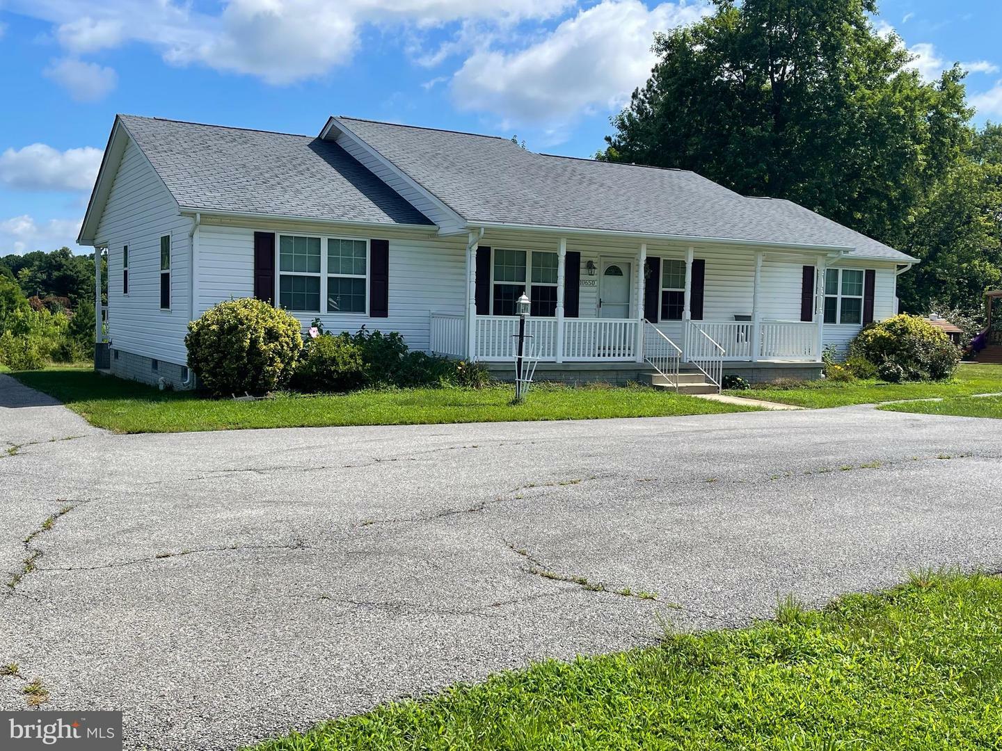 Property Photo: 10650 Berry Road MD 20603