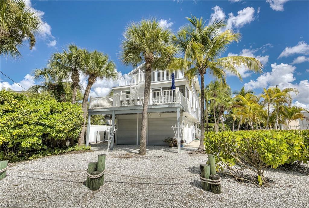 Property Photo: 101 Eucalyptus Ct FL 33931