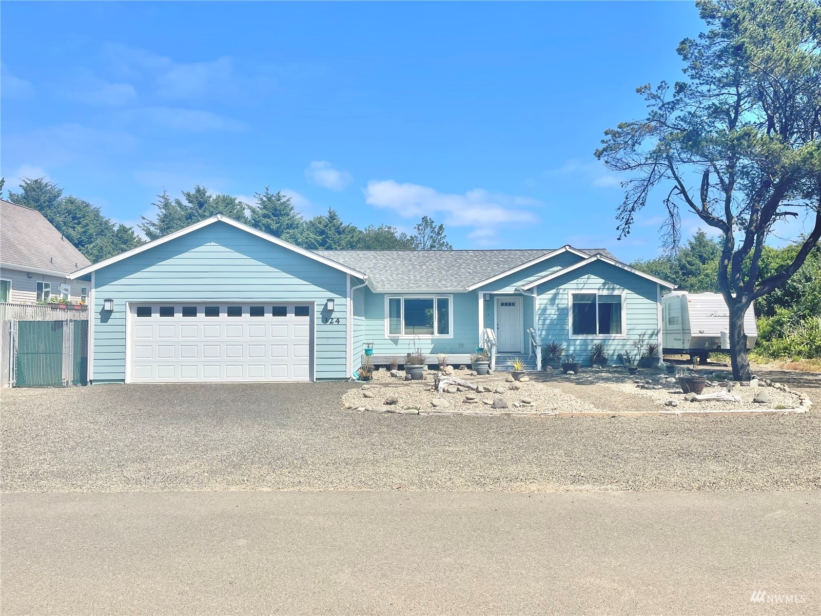 Property Photo:  324 Sand Dune Avenue NW  WA 98569 