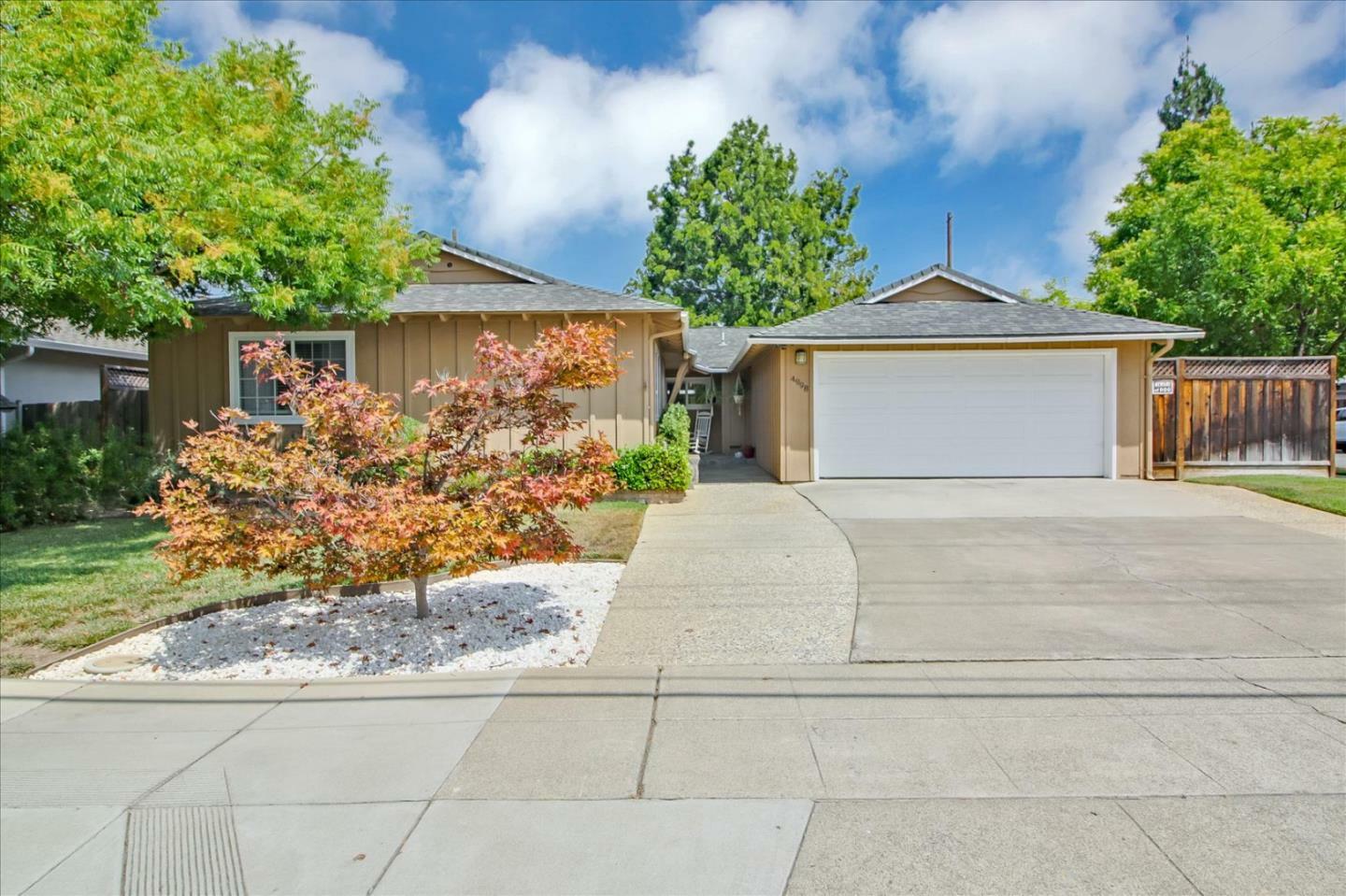 Property Photo:  4998 Harwood Road  CA 95124 