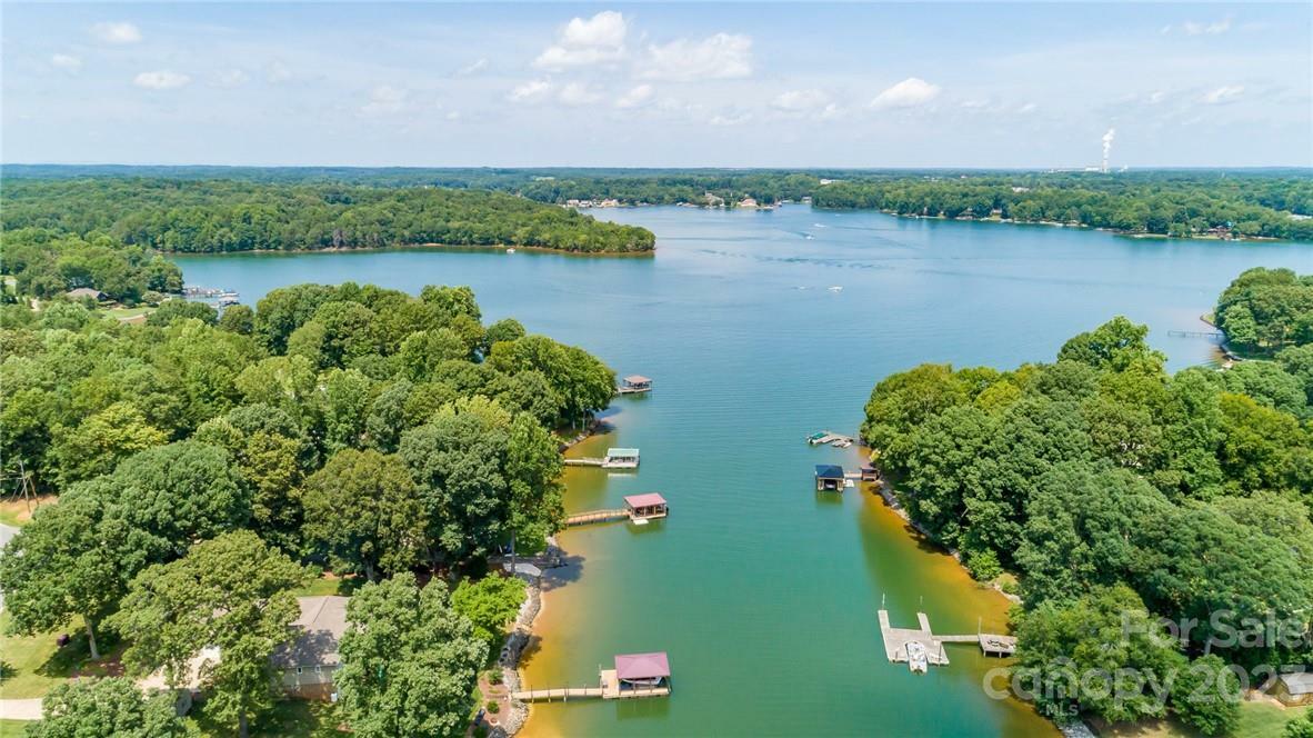 Property Photo: 7438 Bankhead Road NC 28037