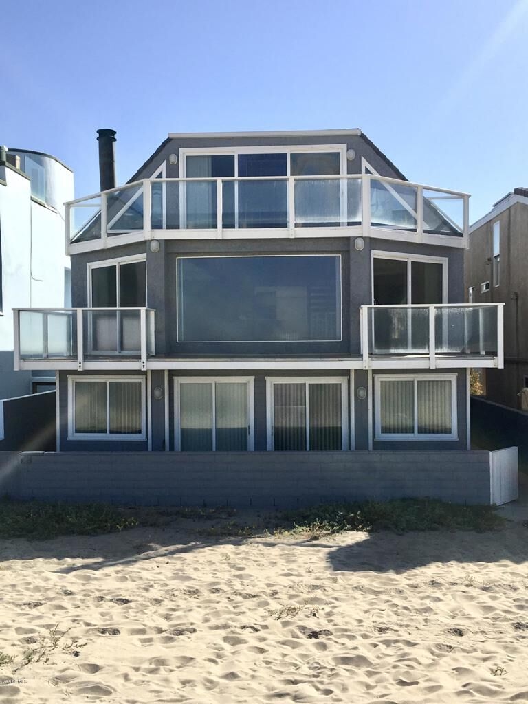 Property Photo:  3521 Ocean Drive  CA 93035 