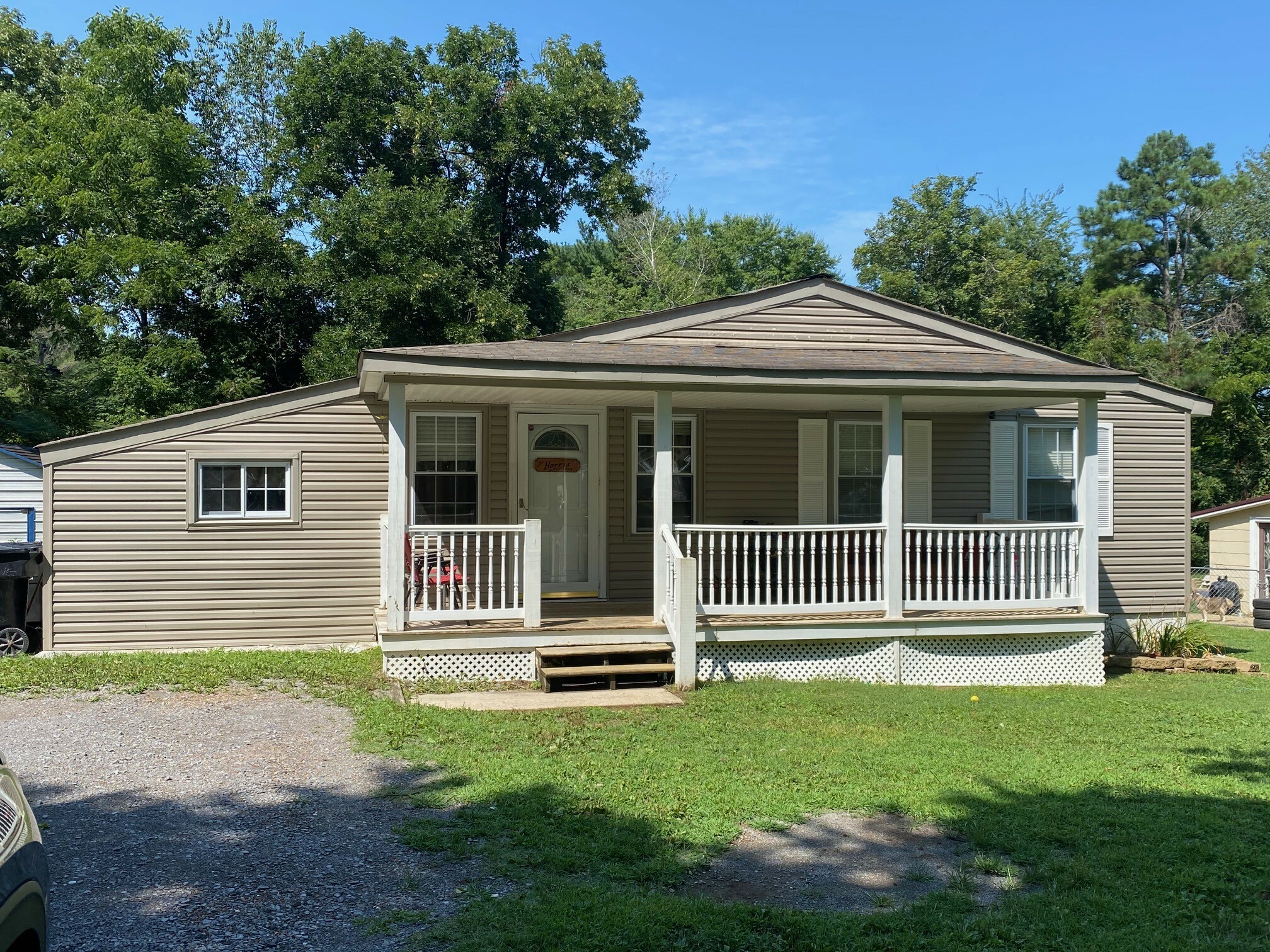 Property Photo:  206 Wesley St  TN 37388 