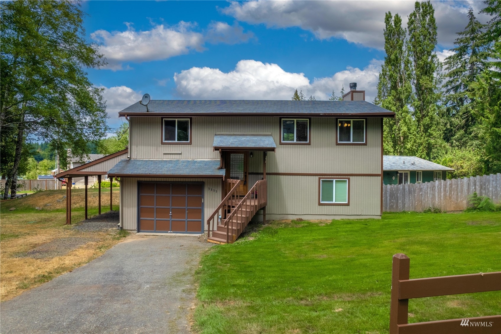 Property Photo:  3335 That A Way Road NW  WA 98312 