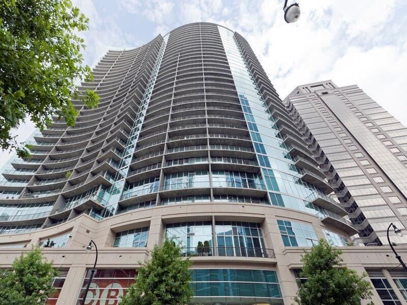 Property Photo:  1080 Peachtree Street NE 2112  GA 30309 