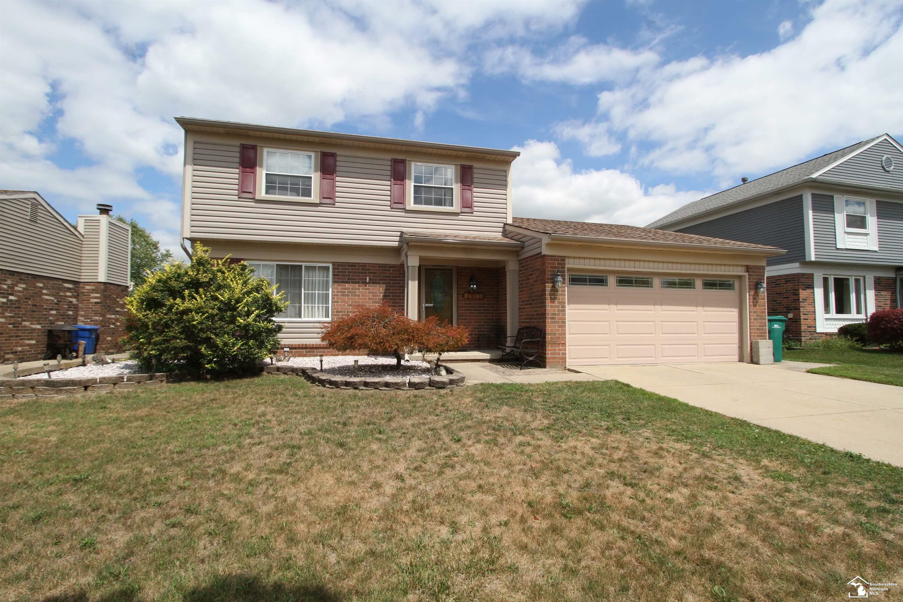 Property Photo:  24780 Timber Ridge Trail  MI 48134 