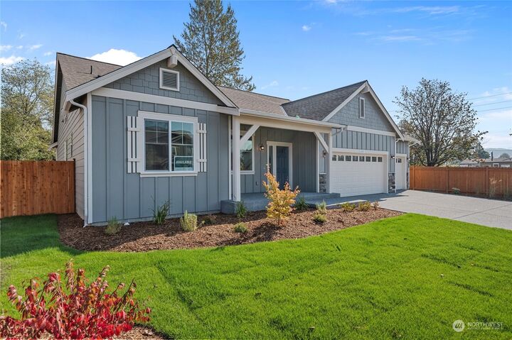 Property Photo: 409 Cambridge Street WA 98284