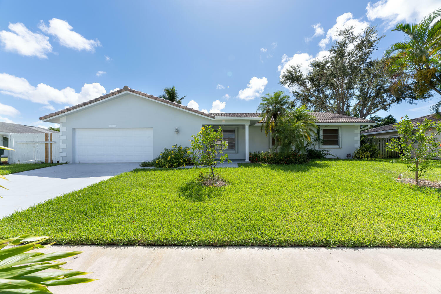 Property Photo:  3554 NW 25th Terrace  FL 33434 