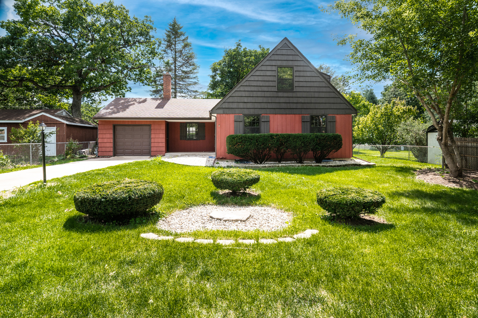 907 Woods Street  McHenry IL 60050 photo