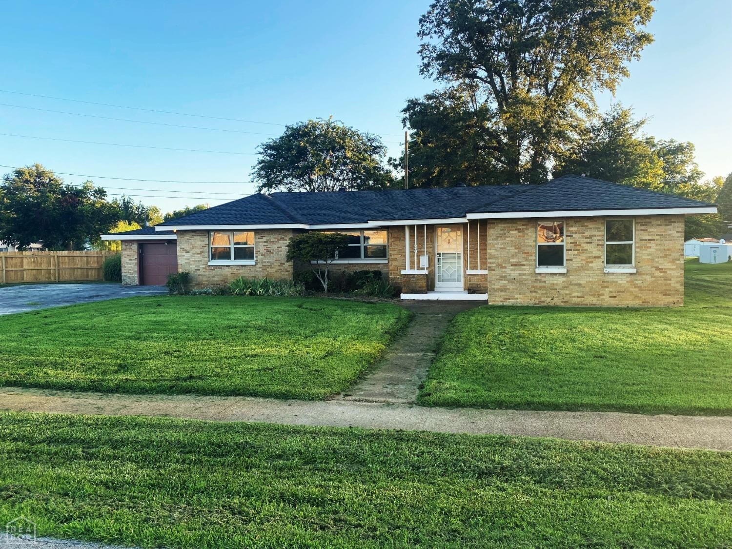 Property Photo:  201 Poinsett Avenue  AR 72472 