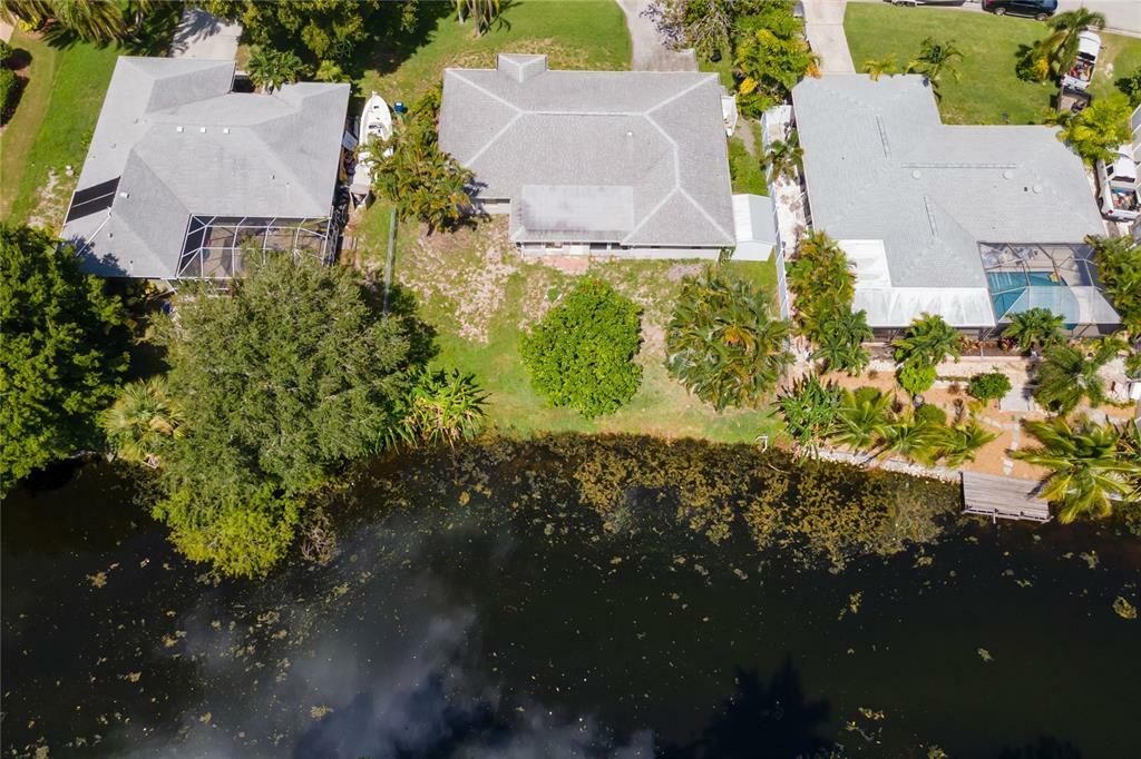 Property Photo:  1115 78th Street NW  FL 34209 