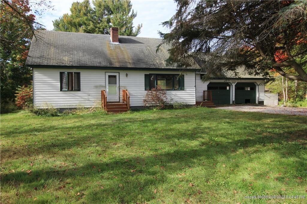 Property Photo:  139 Middle Road  ME 04280 