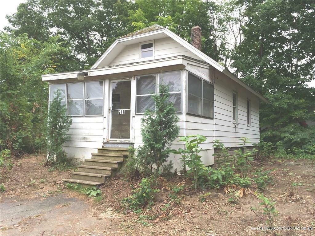 Property Photo: 211 South Main Street ME 04210